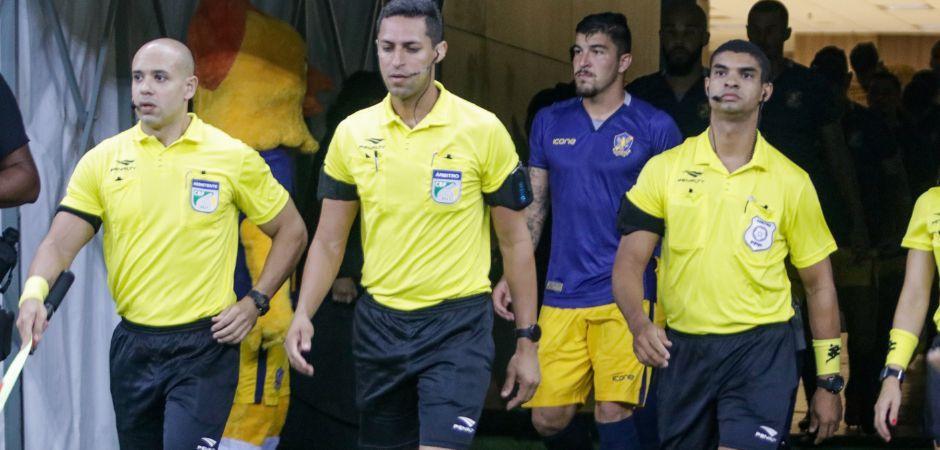 Audiência pública define arbitragem dos jogos de terça-feira