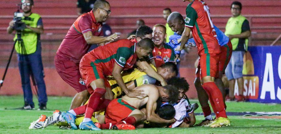 Salgueiro elimina Náutico após disputa de pênaltis histórica