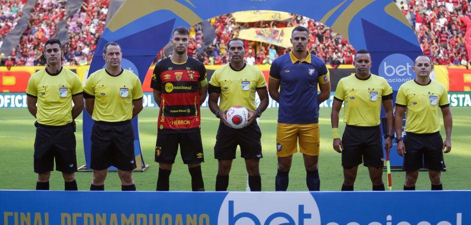 Comissão Nacional avalia arbitragem de Retrô x Sport