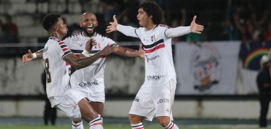 Santa Cruz vence Globo-RN e assume liderança do grupo A3 da Série D