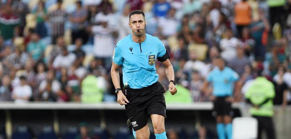 Árbitro Rodrigo Pereira se destaca em jogos da Série A do Campeonato Brasileiro