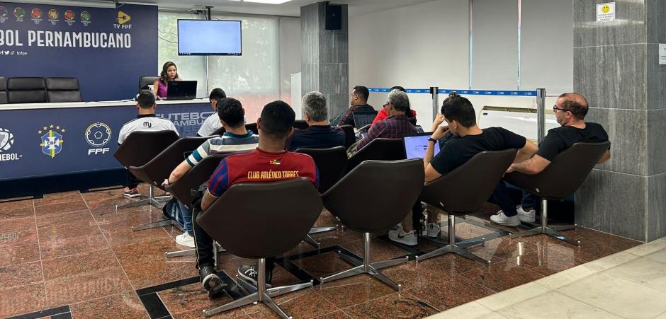 Departamento de Registro realiza treinamento do Sistema GestãoWeb