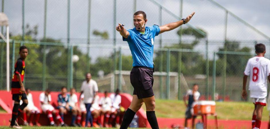 Jogo festivo do Centro Limoeirense terá arbitragem da FPF