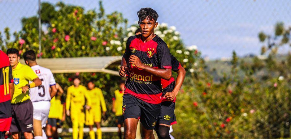 Visitantes levam a melhor na 8ª rodada do Sub-15