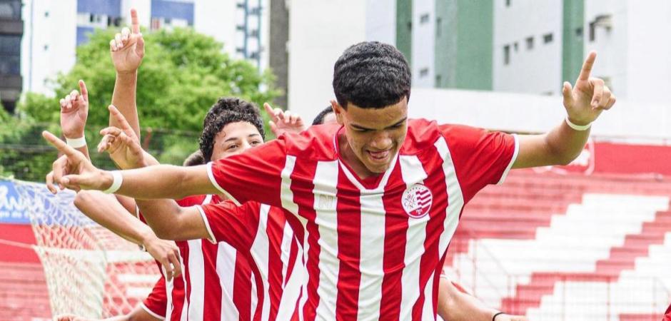 Garotos da Arena, Flamengo e Náutico vencem pelo Sub-15