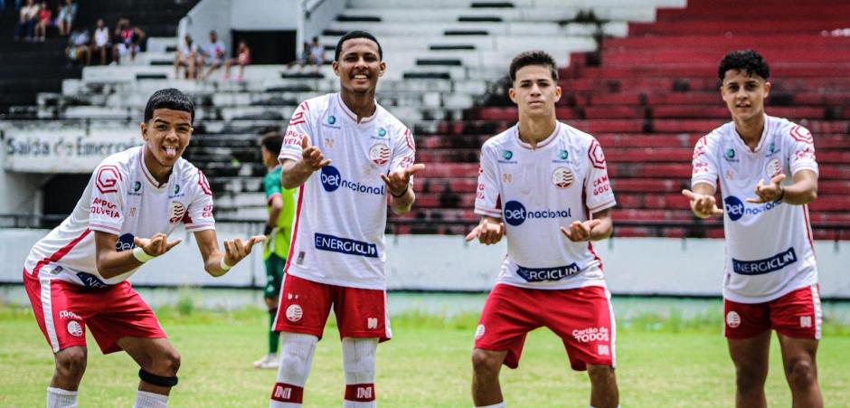 Náutico e Tubarões vencem os confrontos de ida da segunda fase do Pernambucano Sub-15