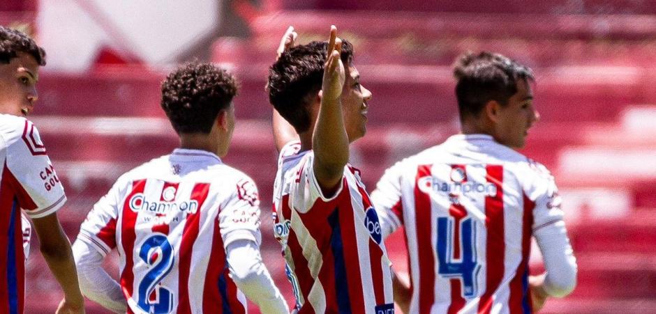 Tubarões e Náutico avançam às semifinais do Sub-15