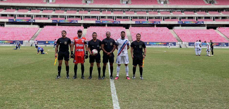 Vitória vence Decisão de virada na Arena de Pernambuco