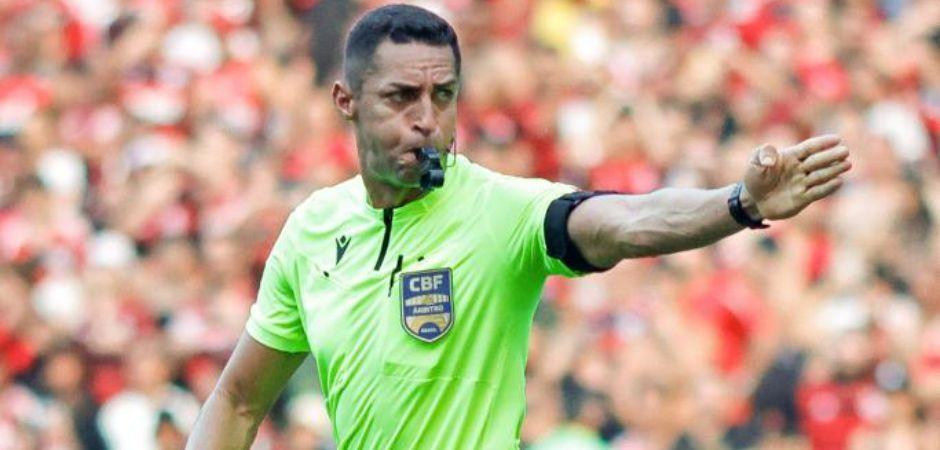 Pernambucano Rodrigo Pereira é o novo árbitro FIFA do Brasil